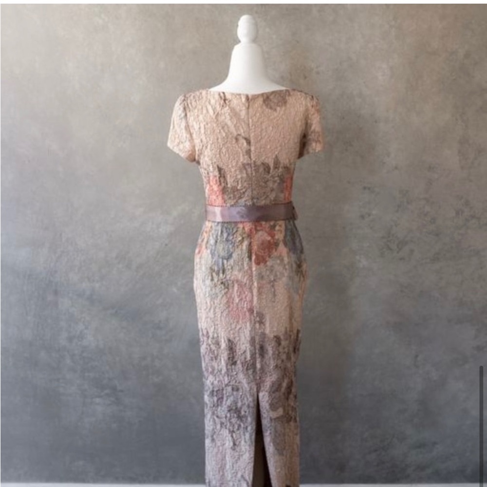 Beholden Floral Maxi Dress - Excellent condition! - Picture 11 of 12
